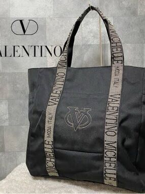 Vintage Valentino Michelle Italy Mode Black Nylon Travel Duffel Weekender Bag